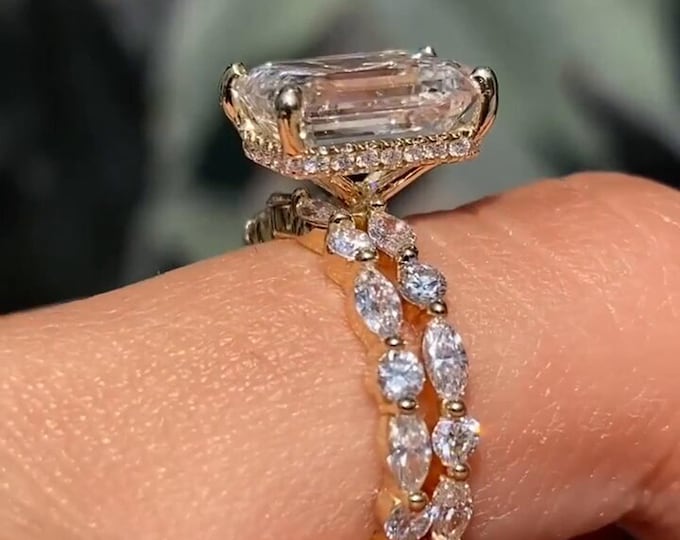 4CT Emerald Cut Lab Grown Diamond Engagement Ring Set Bridal Ring Set 14k Gold Wedding Ring Set Unique Bridal Ring Set Anniversary Gifts