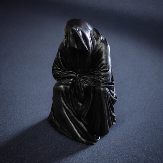 Statuetta Decorativa Gotica In Resina - Figura Femminile Seduta, Stile Dark, Per Mensole E Librerie, 15 Cm
