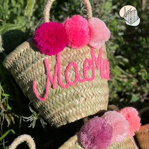 Wedding gift Personalized mini straw basket, bridal bags, customized straw bag, custom beach bag, beach straw bags, embroidered bags