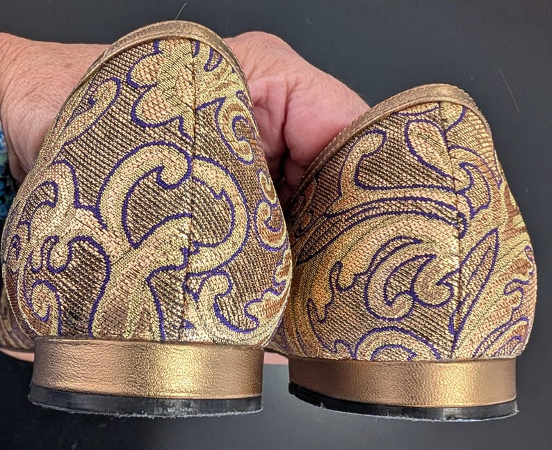 Manolo Blahnik Gold Brocade Ballet Flats Size 38.5 (Neiman Marcus Anniversary) bild 3