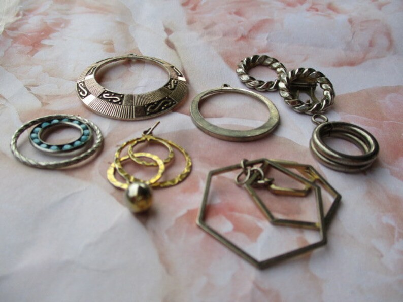 vintage jewelry supply circles earrings necklace assemblage jewelry upcycle supply recycle