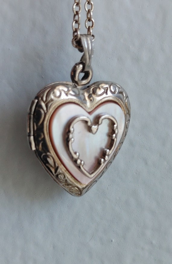 Vintage 925 heart locket necklace  sterling chain 