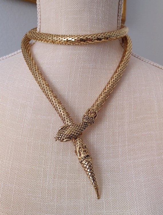 Vintage gold snake head round scaled belt or necl… - image 4