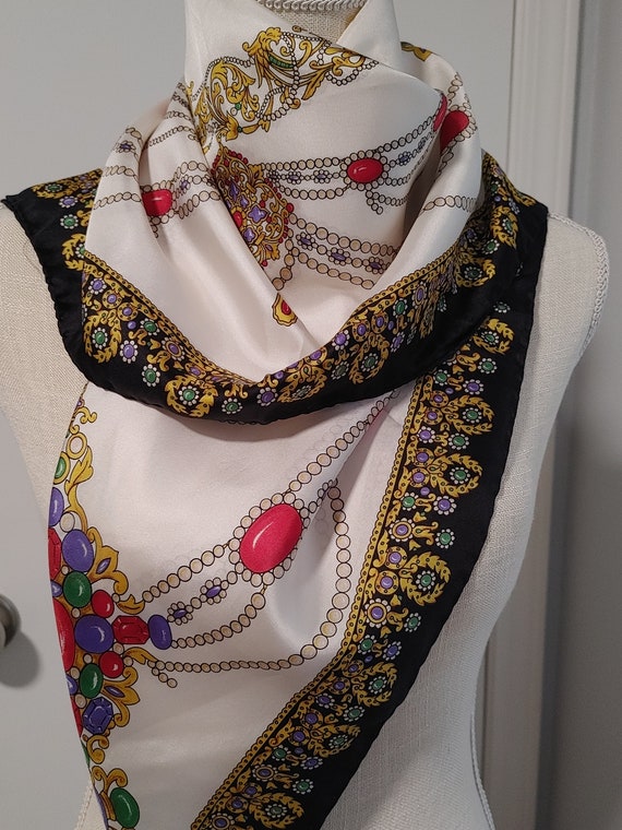 Vintage Bloomsbury silk scarf from the 80s jewels… - image 9