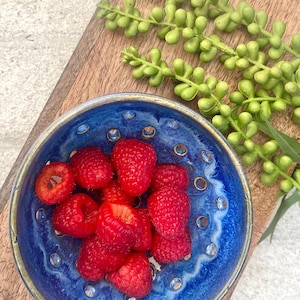 Ceramic Itty Bitty Berry Bowl, Single Serving Colander Bowl
