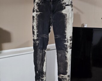 jean skinny taille haute / Taille 31 / + Loot Box néon