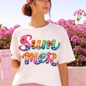 Sommer-Patch PNG; Patchwork Hibiskus, Cottagecore Tropisches Meereswellendesign