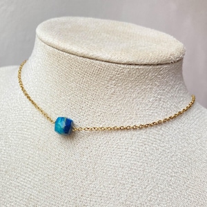 Dainty blue Tiger eye necklace, gold chain choker with faceted blue tiger eye stone, multicolor natural stone women necklaces