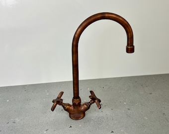 Robinet fait main en cuivre antique : robinet de lavabo de salle de bain vintage en laiton massif