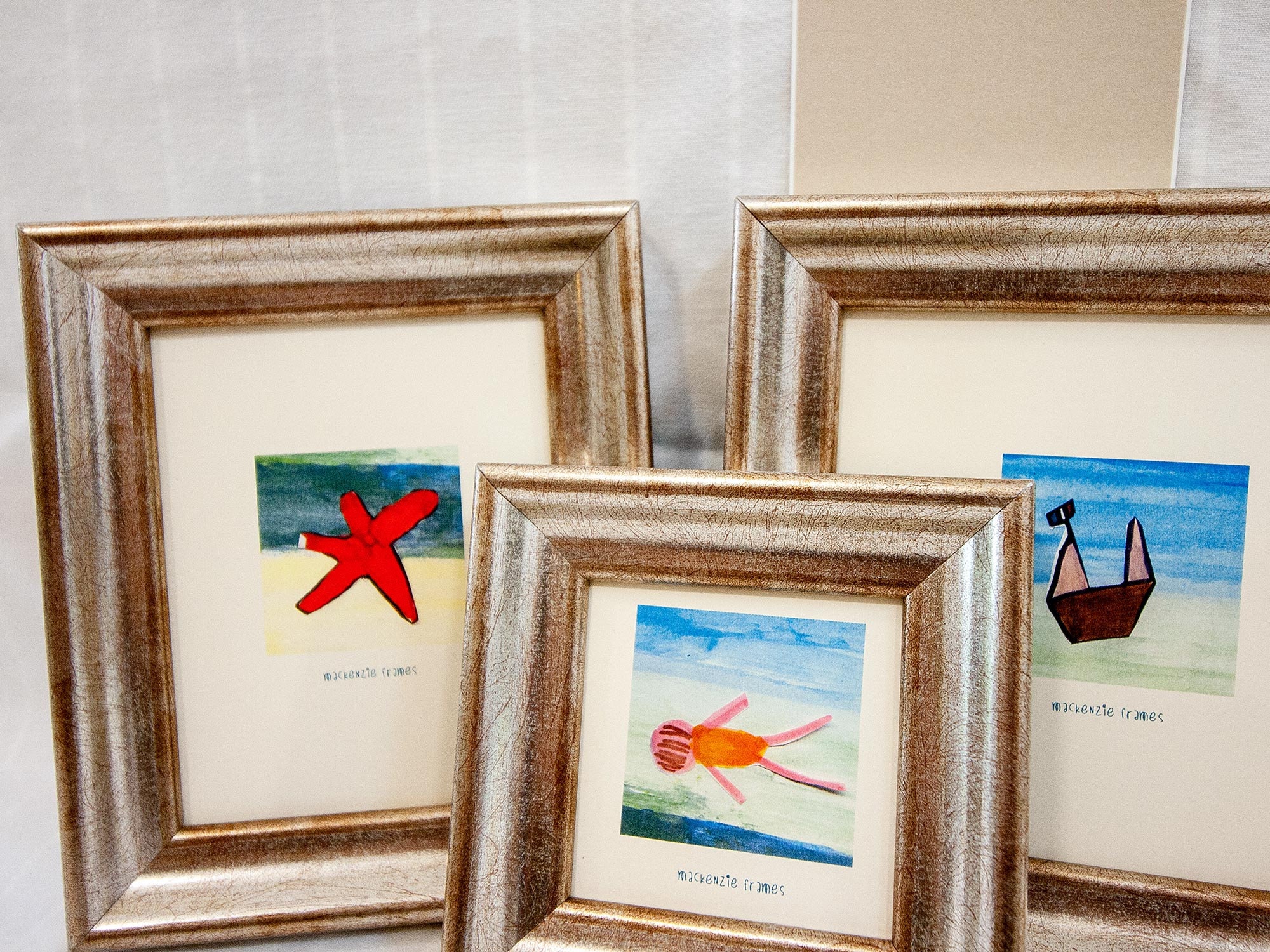 Cadre Photo 3x3, 4x4, 4x5 ou 5x5 Pouces en Deluxe Simple Smooth Silver Finish Medium Width/Wedding B