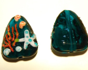 One (1) Triangular Teal Green Lampwork Glass Bead with Seafloor Design: Starfish, Coral, Shells - Lot UU