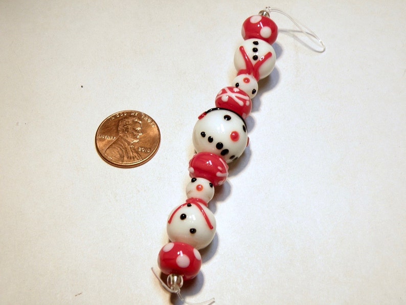 Lot UU DESTASH Seven Coordinating Red and White Snowman and Snowflake Lampwork Beads