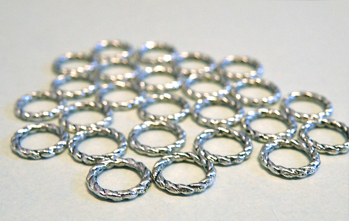 25 Pewter Silver Twisted Rope Closed Jump Ring/spacer Beads - Etsy