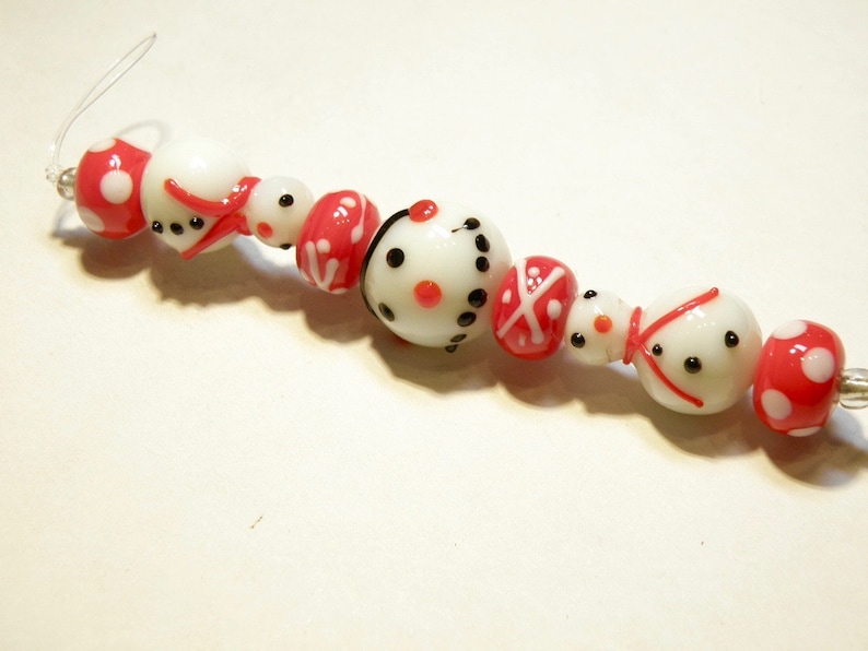 Lot UU DESTASH Seven Coordinating Red and White Snowman and Snowflake Lampwork Beads