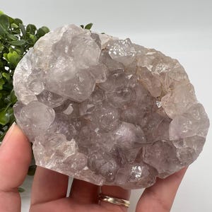 Ästhetischer DUNKLER Amethyst-Cluster aus Indien, Naturstein, Sammlungsmineral, Geschenk, Wohnkulturstein, Amethyst-Geode-Cluster, Mineralien, Amethys