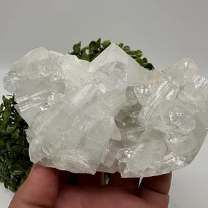 STUNNING Transparent Apophyllite on Chalcedony,natural,collection minerals specimen,India Minerals,Crystal, Stone Minerals Specimens India