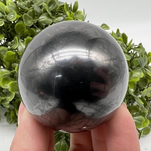 5 CM Shungite Sphere,Shungite Crystal Sphere,Healing Crystal,Highly Energetic Metaphysical,EMF Protection,Polished Sphere,5G Protection