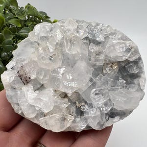 STUNNING Transparent Apophyllite on Chalcedony,natural,collection minerals specimen,India Minerals,Crystal, Stone Minerals Specimens India