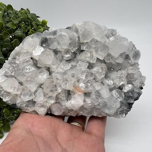 STUNNING Transparent Apophyllite on Chalcedony,natural,collection minerals specimen,India Minerals,Crystal, Stone Minerals Specimens India