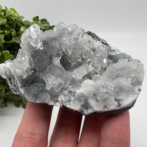 STUNNING Transparent Apophyllite on Chalcedony,natural,collection minerals specimen,India Minerals,Crystal, Stone Minerals Specimens India