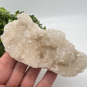 STUNNING Transparent Apophyllite on Chalcedony,natural,collection minerals specimen,India Minerals,Crystal, Stone Minerals Specimens India