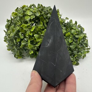 Shungite Pyramid 10cm.Shungite Crystal Pyramid,Healing Crystal,Highly Energetic Metaphysical,EMF Protection,Pyramid,5G Protection,healing