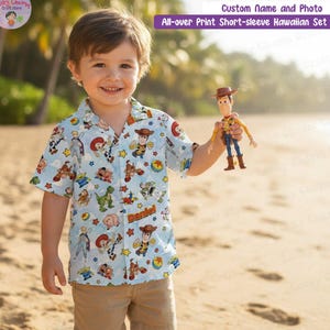 Camicia hawaiana personalizzata di Toy Story, completo estivo personalizzato con Woody e Buzz, camicia con bottoni e palloncini di Toy Story, regalo per le vacanze ispirato alla Disney