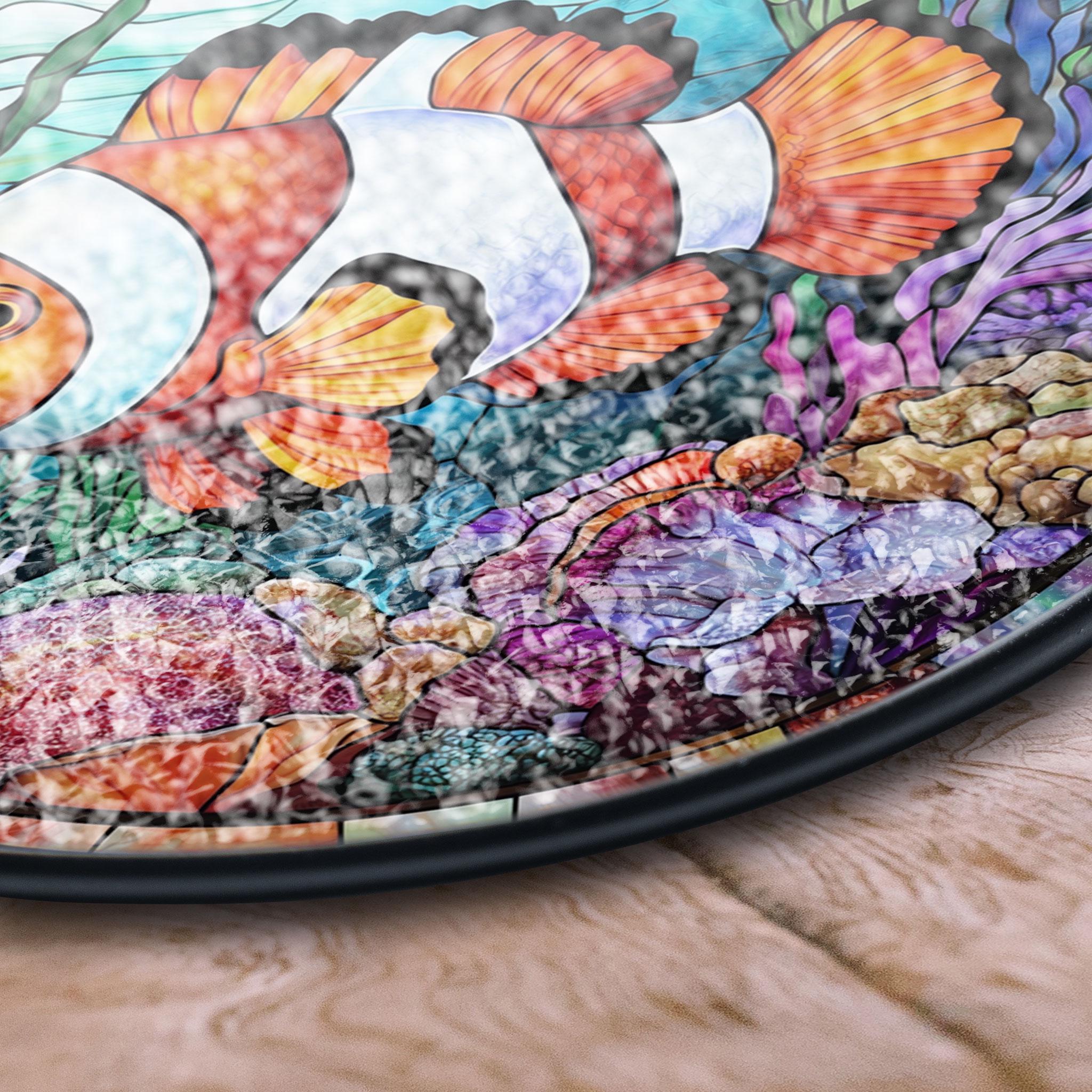 カクレクマノミの鮮やかな海の風景ステンドグラスサンキャッチャー、窓