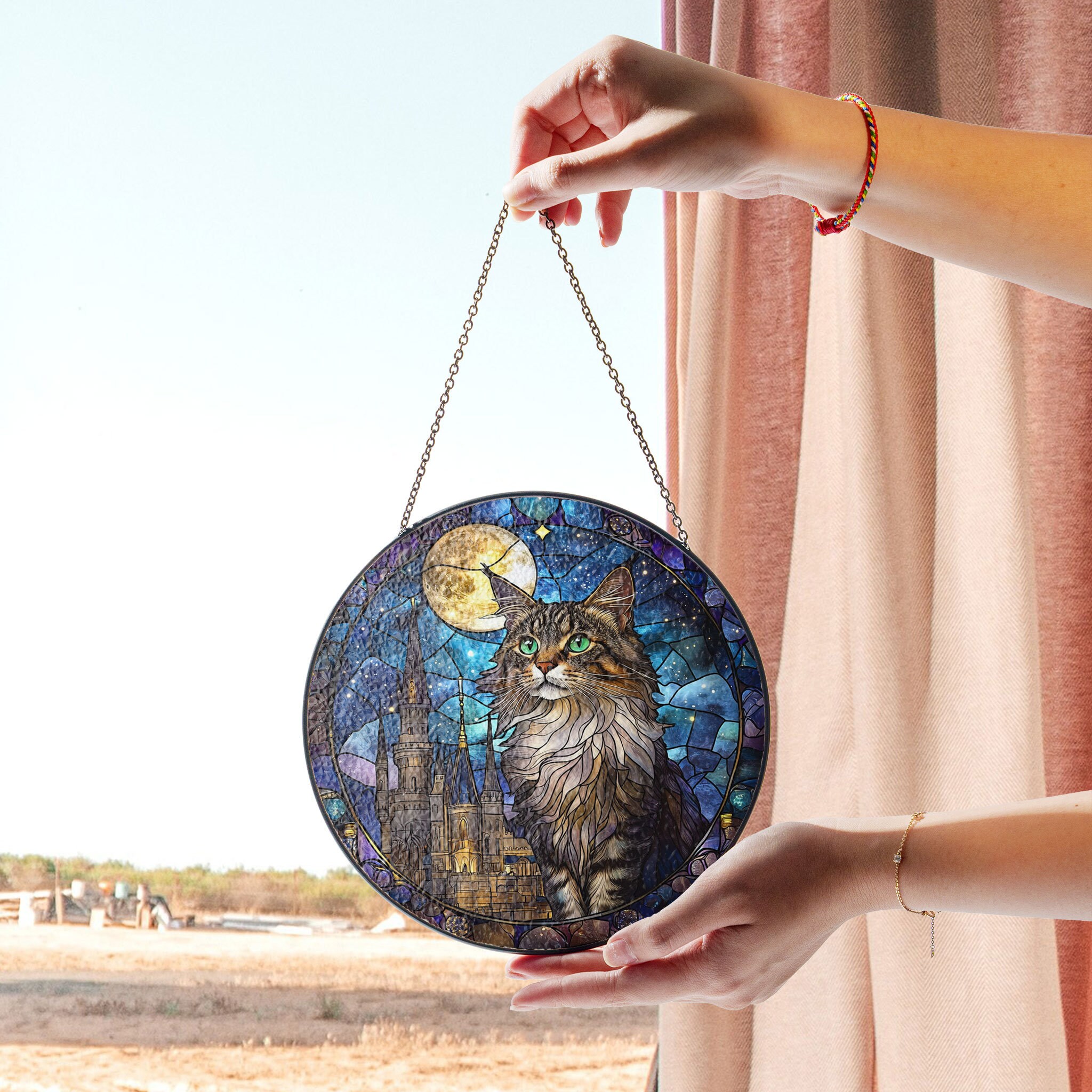 月と城に囲まれた魔法の猫のステンドグラスアート - 神秘的な猫の夜景