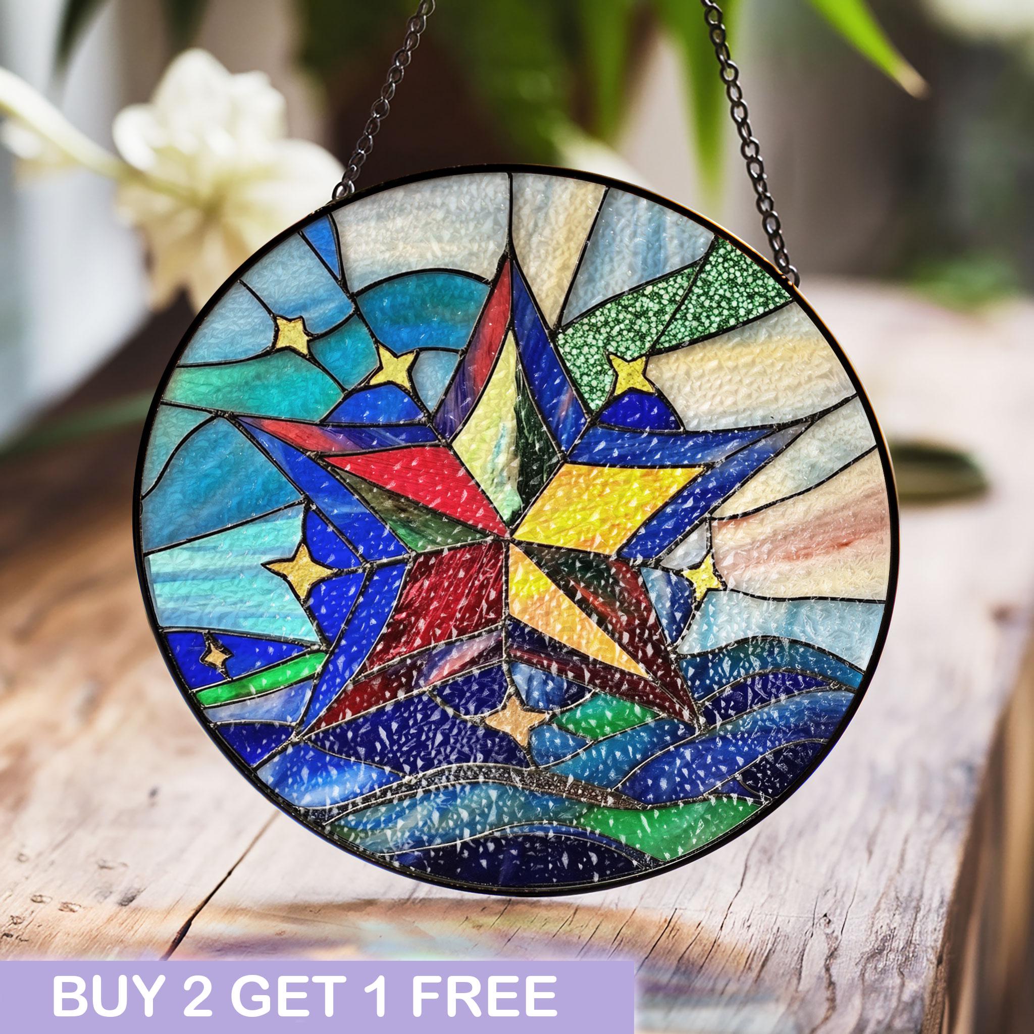 鮮やかな星のステンドグラスのサンキャッチャー - 大胆な色彩と精巧な