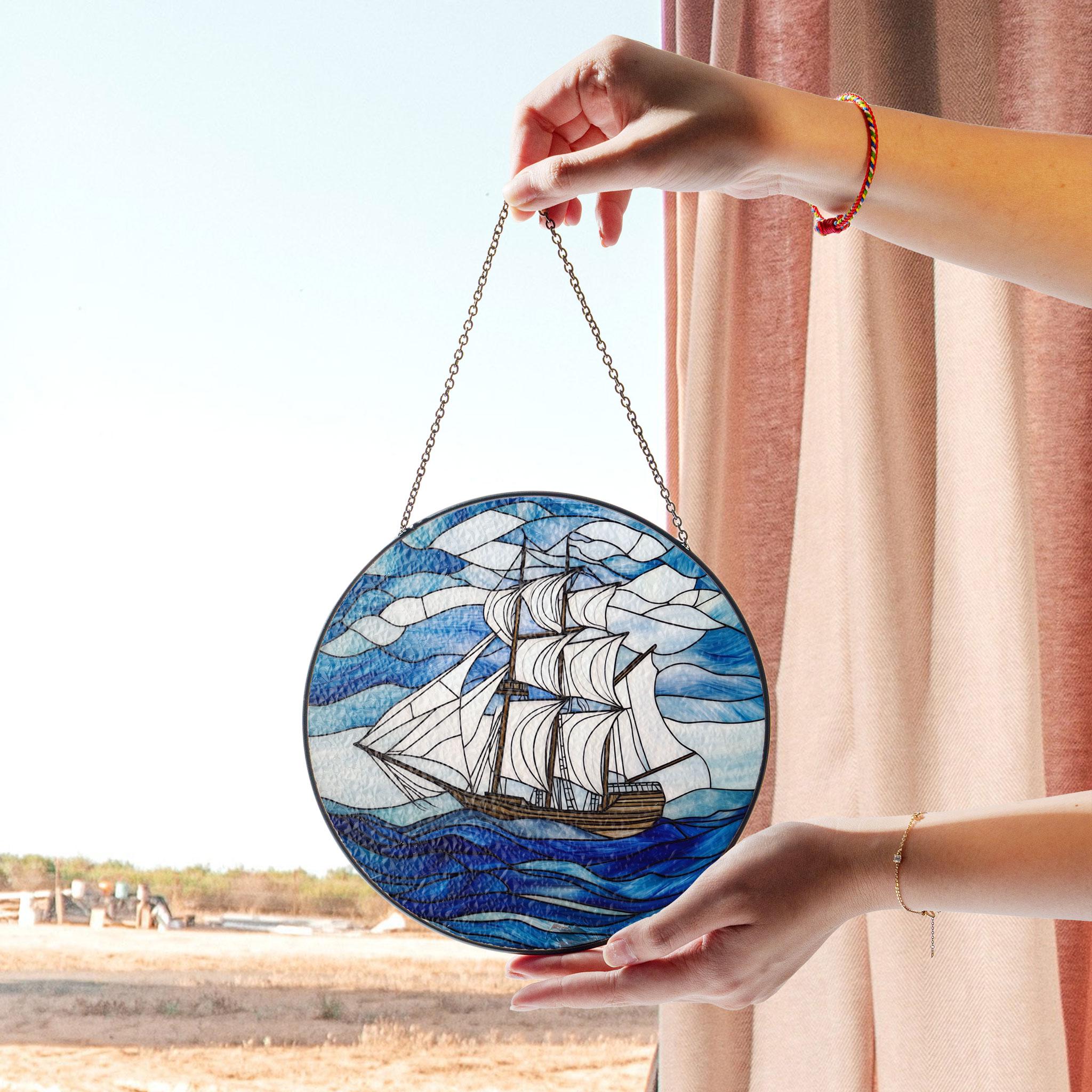 海の波と青い空を描いたステンドグラスの帆船パネル、航海用の窓や壁の