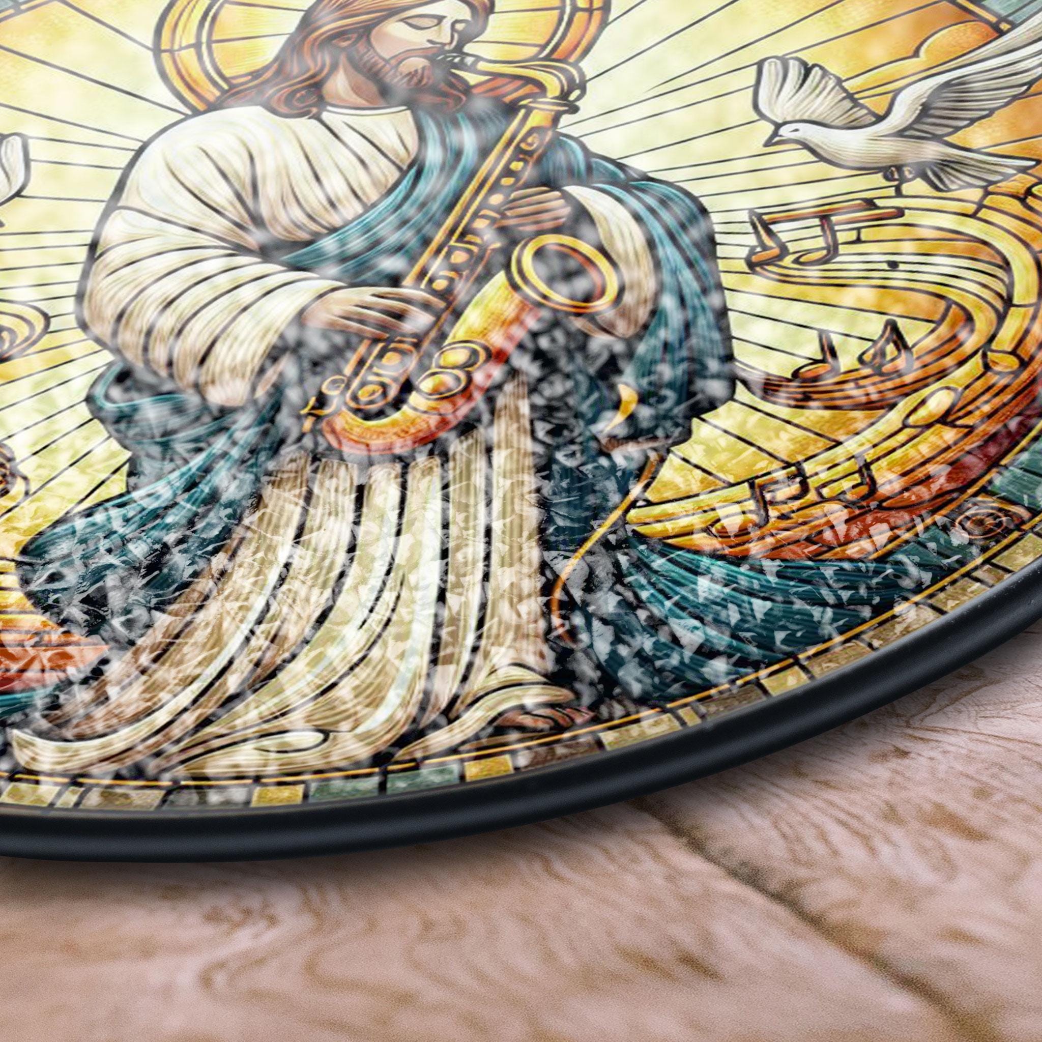 サックスを演奏するイエスのステンドグラスのサンキャッチャー、面白いキリスト教の装飾、宗教音楽アート、音楽愛好家、ゴスペルジャズギフト、音楽愛好家ギフト