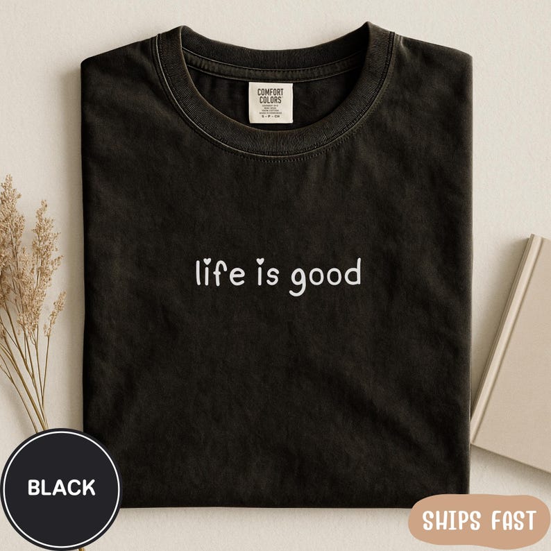 Puede incluir: Un juego de tres tazas de cer&aacute;mica con un acabado moteado y mate. Las tazas son de color crema, gris claro y gris oscuro. Cada taza tiene un dise&ntilde;o simple y minimalista y un asa redondeada.