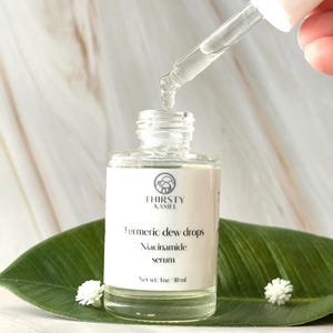 Turmeric Niacinamide Serum | Brightening Face Serum for Oily Combination Skin image 2