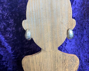 Vintage 925 Silver Plated  Post Teardrop Bean Shaped Earrings - Very Light and Shiny