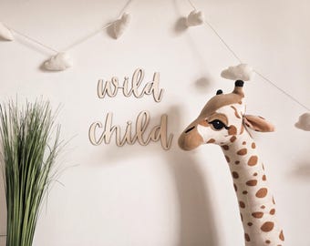 Wooden lettering "wild child" - children's room decoration wall saying - wooden lettering baby room - play corner decoration