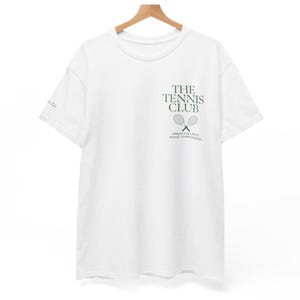 Retro Tennis Club Unisex Heavy Cotton T-Shirt, Sportbekleidung, Tennisbekleidung, Geschenk für Sportler, Casual Fashion