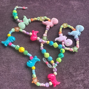 Dinos Glasses Chain