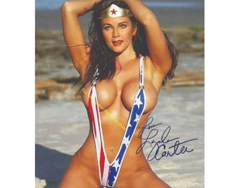 Lynda Carter Signed Photo Signed Autograph Picture, Wonder Woman Superhero Poster Actress - Free Shipping HD068