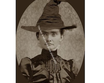 Vintage Witch Scary Witches Strange Old Photo Spooky Witchcraft Black Magic Spirits Spiritualism Ghosts Seance Antique Print Witchy 65A