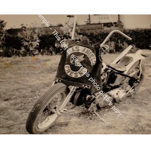 Hells Angels Harley Davidson Motorcycle Biker Gang Leader Rider Club 70s Vintage Photo Print 4x6 5x7 8x10 Collectible History Picture Y31