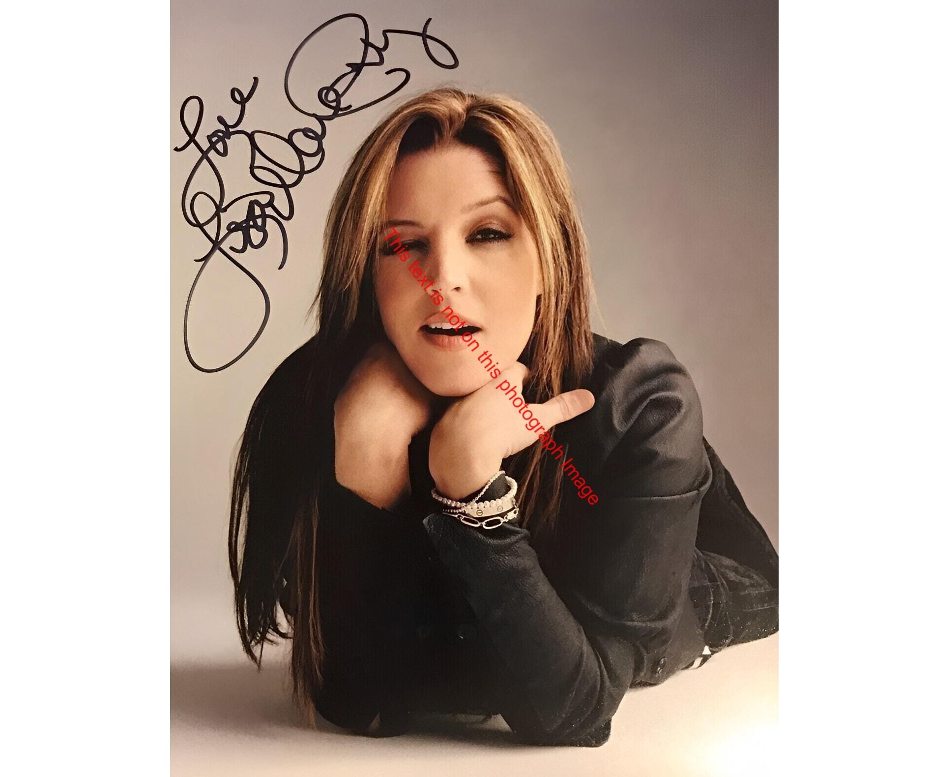 Lisa Marie Presley Signed Autograph Photo Autographed Photo