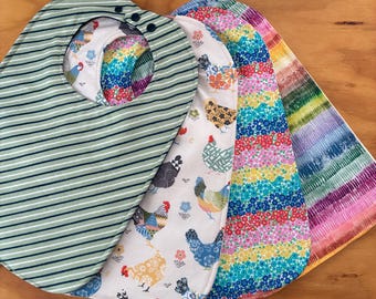 Baberos para preadolescentes, elige un estampado colorido, a prueba de humedad, 10 1/2 x 15 pulgadas