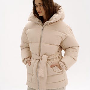 Beige winter jacket, Down jacket, Vegan puffer jacket, Fashionable puffer, Snow jacket, Oversized jacket, puffer jacket with belt