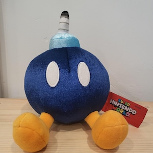 Universal Studios Nintendo Super Mario World Bob omb Bomb Super Mario Bros Collectable Plush