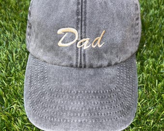 Personalised Vintage Cap - Custom Embroidered Unisex Cotton Dad Hat with Personalized Text - One Size Snapback Gift Cap for Him and Her