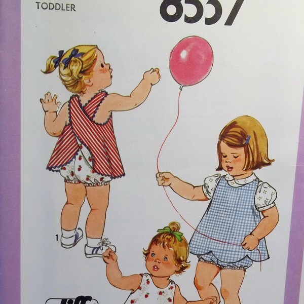 Toddler's Jiffy Reversible Sundress or Jumper and Panties, Vintage 70's Simplicity 8537 Retro Sewing Pattern Girl's Easy to Sew Size 3 UNCUT