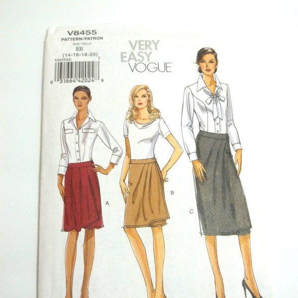 Plus Size Fashion Mock Skirt Vogue V8455 Sewing Pattern Easy Pleat Front Straight Skirt Mid-Knee or Calf Skirt Full Figure Size 14- 20 UNCUT