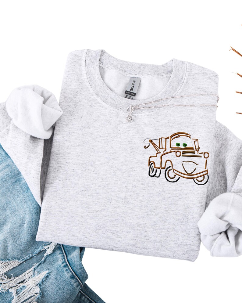 Camiseta bordada de Mater de Disney Cars, sudadera de Mater, amigo de Rayo McQueen de Disney, sudadera de Pixar Cars imagen 7
