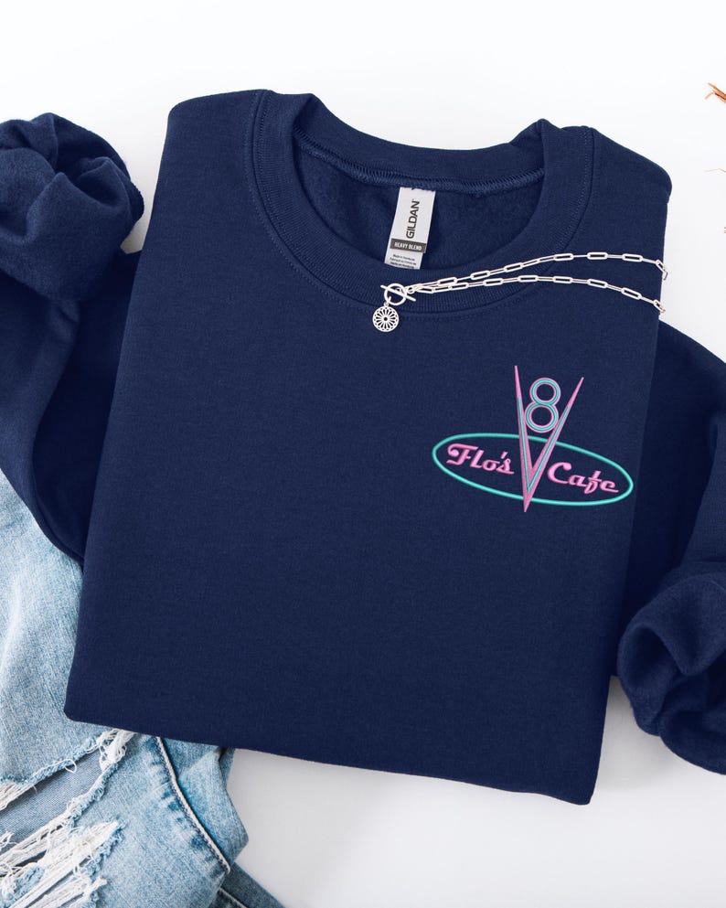 Camiseta bordada de Disney Cars Flos Cafe, suéter de Cars Lightning McQueen Cafe, sudadera de Pixar Cars McQueen Mater Sally imagen 17
